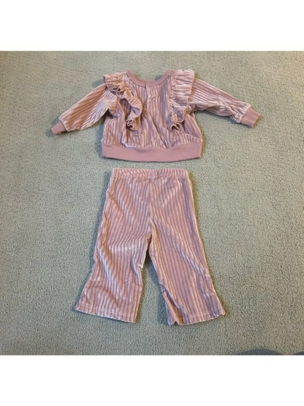 Tahari Baby Girls Pink Velour Velvet Ruffle Two Piece Outfit Size 3 Months